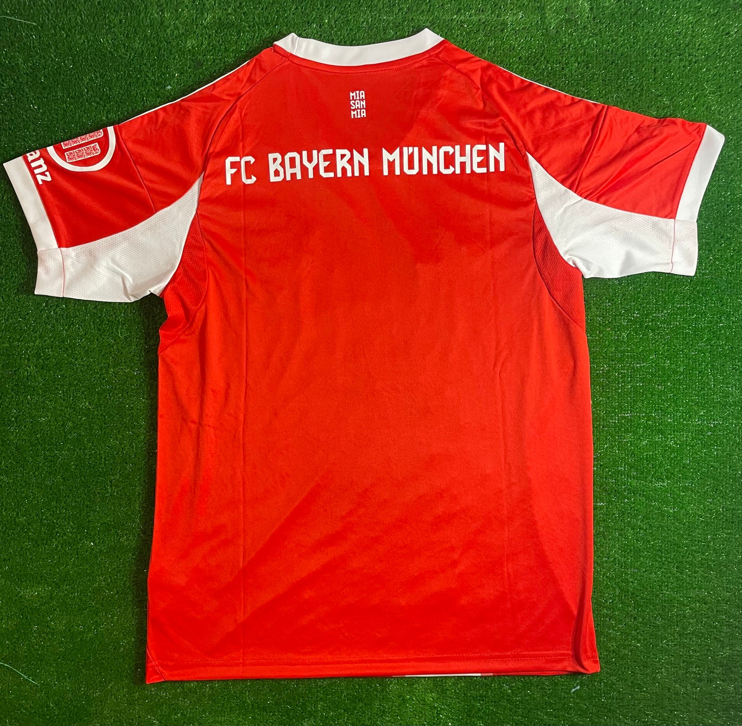Bayern Munich Home Jersey 2025/26 Fan Version