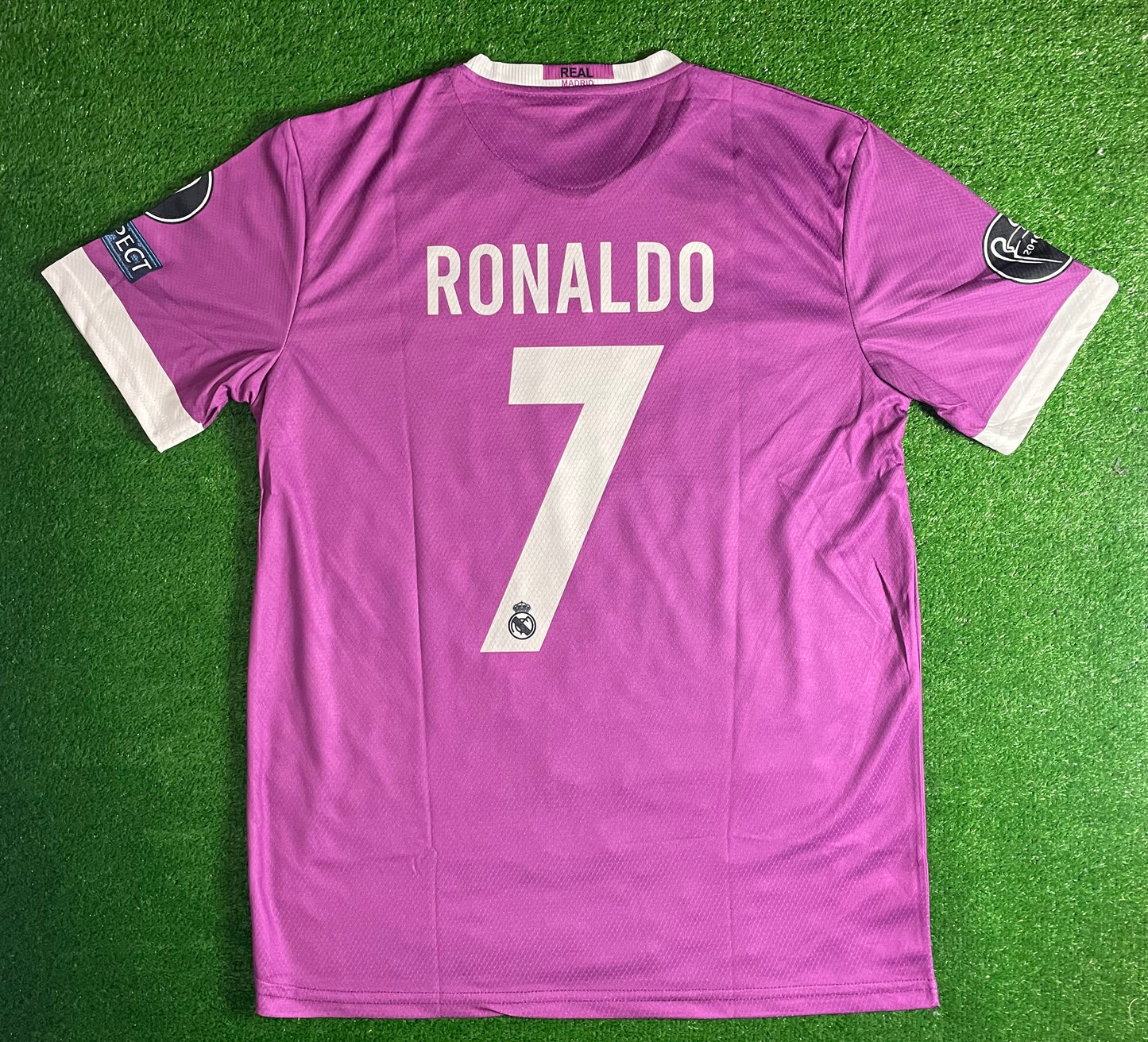 Реал Мадрид 2017 Роналдо Ретро Футболна тениска
