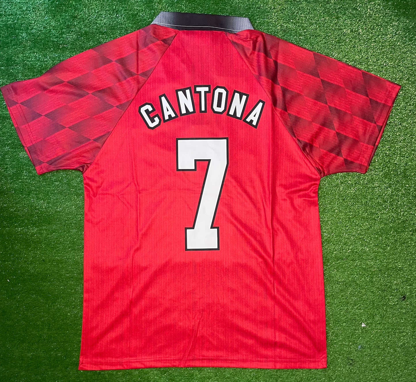 Manchester United Cantona Retro Jersey Fan Version
