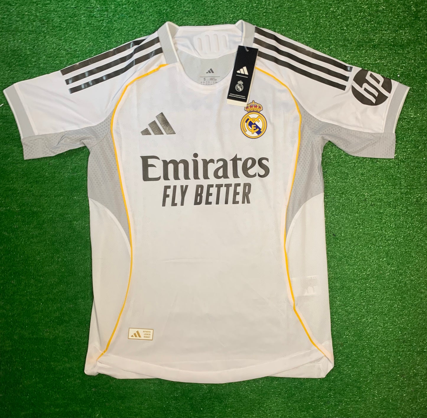 Real Madrid Home Jersey 2026 – Vinicius Jr  Player Version